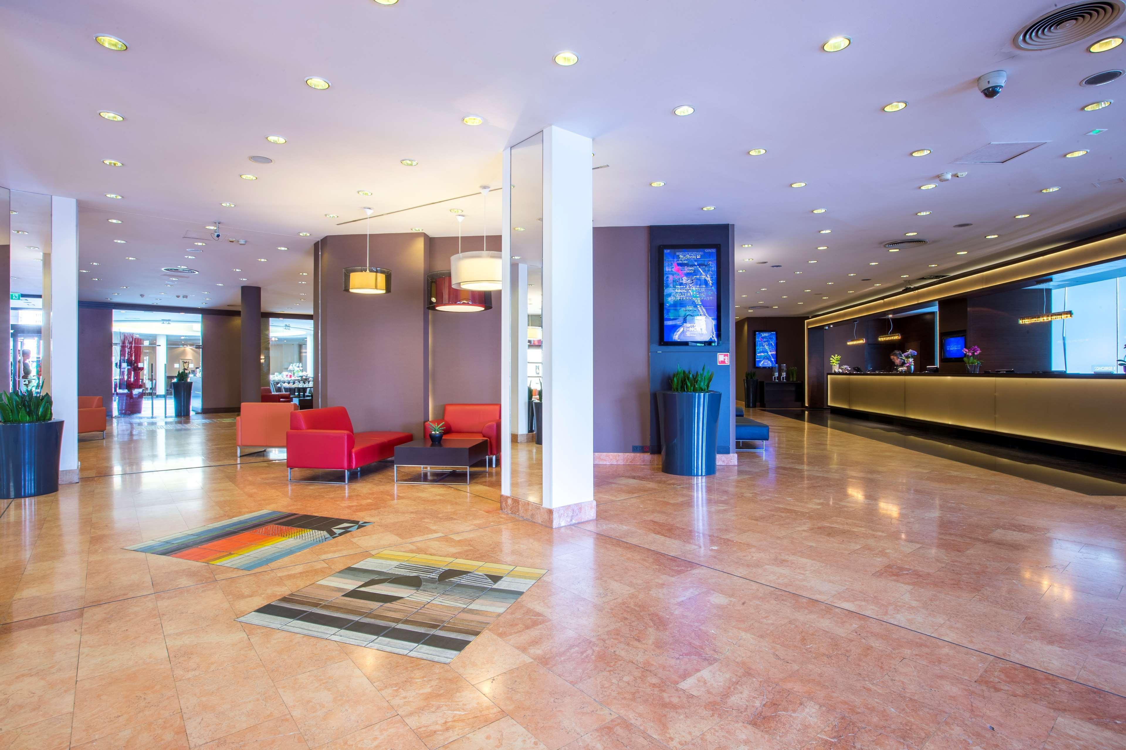 Radisson Blu Sobieski Warsaw Exterior photo Reception area