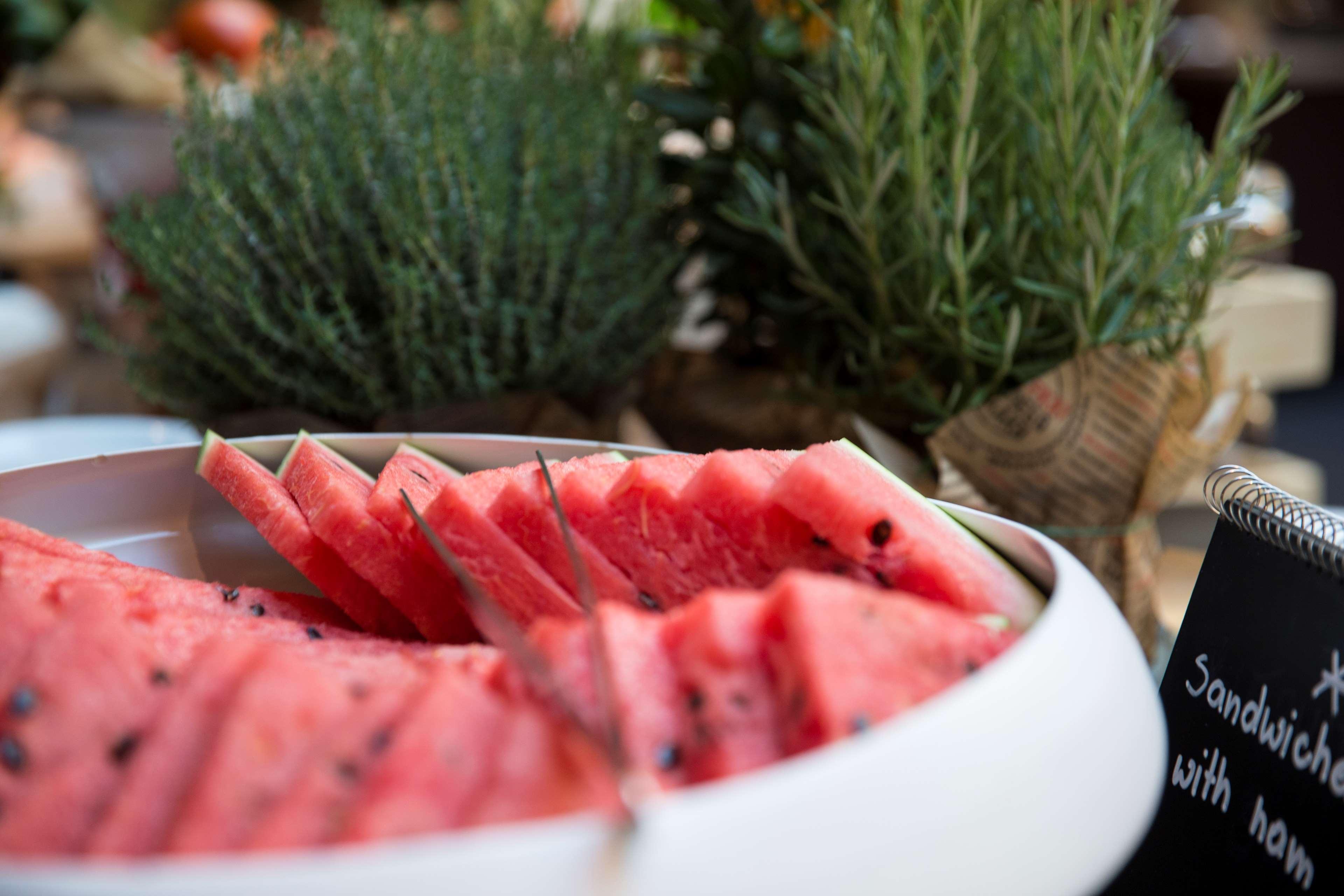 Radisson Blu Sobieski Warsaw Exterior photo Watermelon
