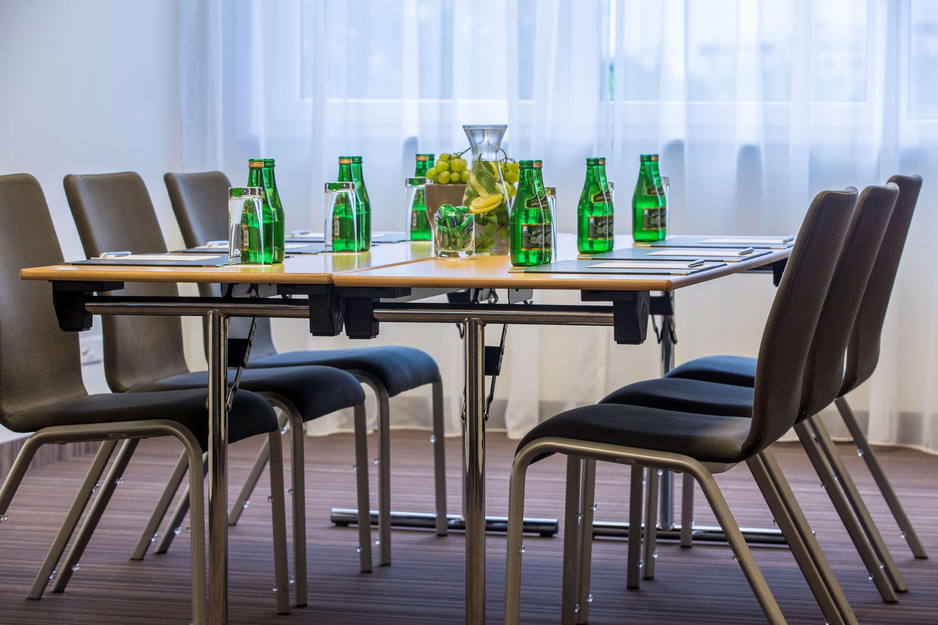 Radisson Blu Sobieski Warsaw Exterior photo Meeting room